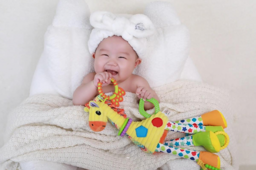 醴陵宝宝眼眶发红 醴陵宝宝眼眶发红